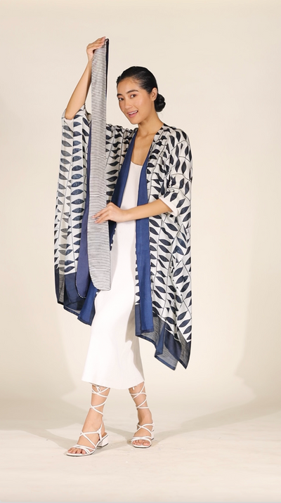 The 'Chota Alu' Kimono - Aeshaane by Neesha Amrish